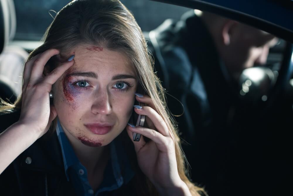 Kobieta spowodowała wypadek – ucierpieli jej pasażerowie i dostaną odszkodowanie NNW