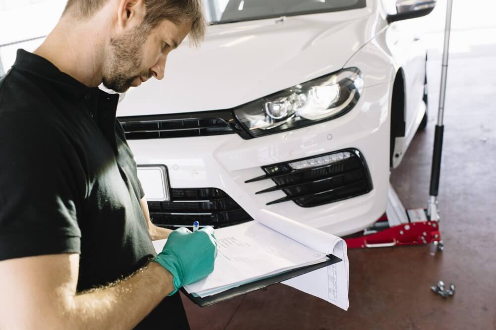 Przegląd generalny nowego samochodu