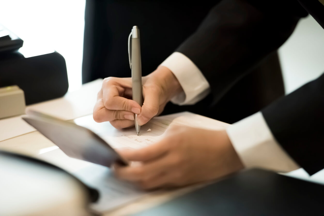 Zabezpiecz się na wypadek odwrotnej sytuacji – jak znaleźć najtańsze OC?