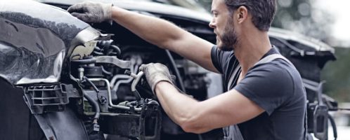 Kupiłeś używane auto? Dowiedz się, jakie części powinieneś wymienić!