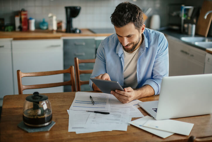 Ile płaci przeciętny kierowca? Poznań ubezpieczenie OC/AC